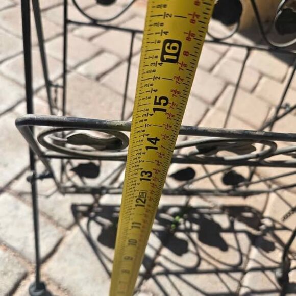 Collapsible Metal Magazine Rack - Picture 3 of 5